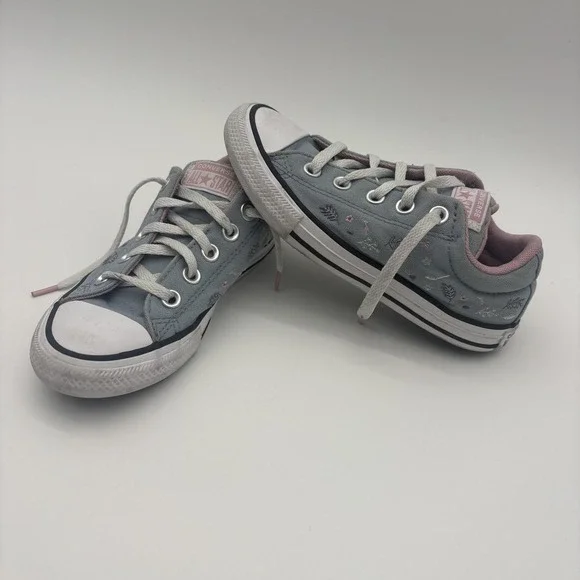Converse All Star Shoes Kids Size 1 Gray Floral Low Top Canvas Lined Sneakers