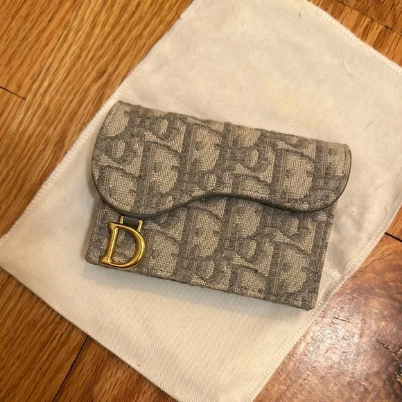 NEW Dior wallet