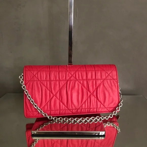 DIOR jumbo cannage wallet on chain
