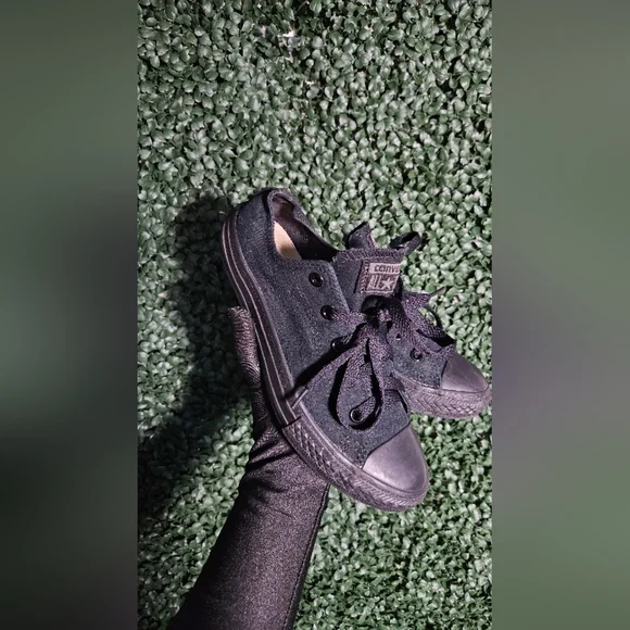 Converse Black Sneakers Classic Style