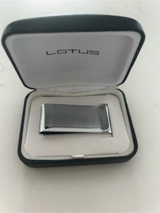 Silver Money Clip - Polished Ribbed Design
