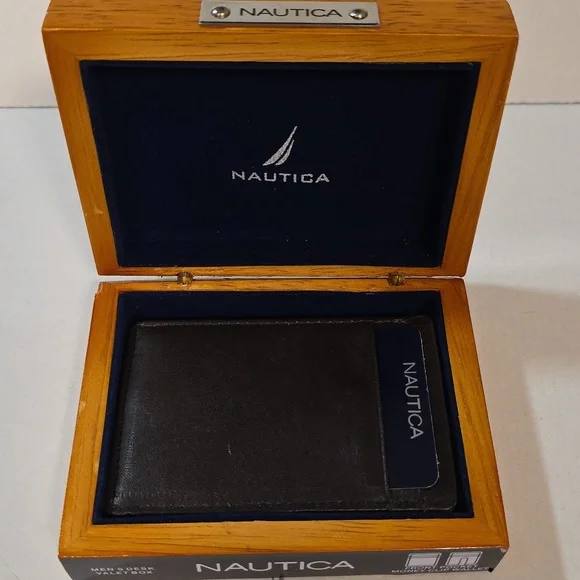NAUTICA - Brown Card & Money Clip Holder - Wooden Box - New