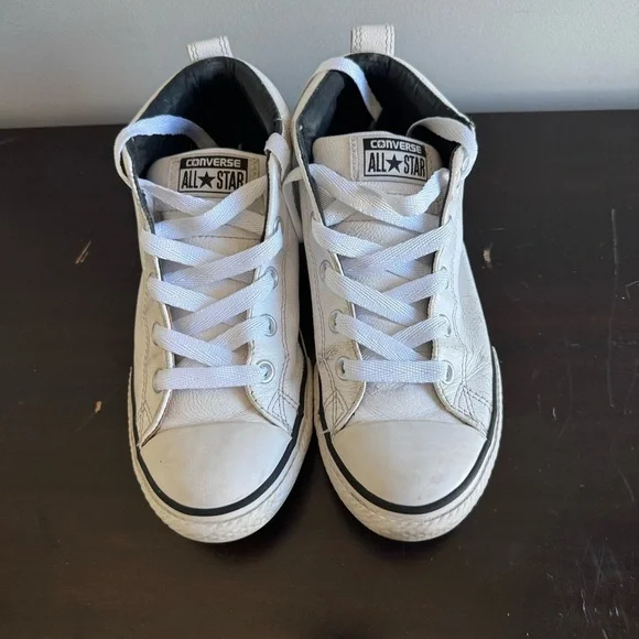 Converse Chuck Taylor White leather Sneakers
