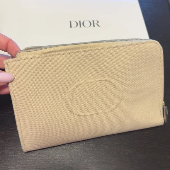 D Beige Canvas Wallet pouch beauty cosmetic bag new in box