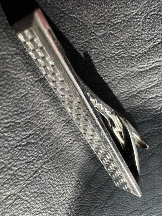 Vintage Silver Men’s Tie Clip with Check Texture