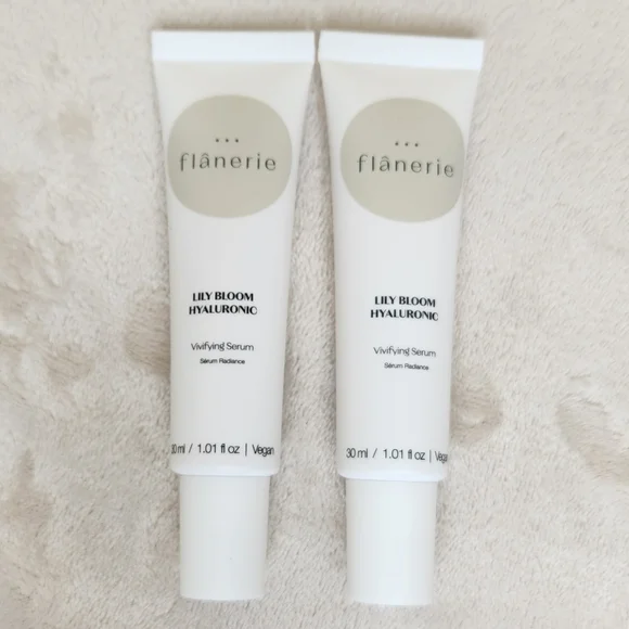 Flanerie Lily Bloom Hyaluronic Vivifying Serum Set