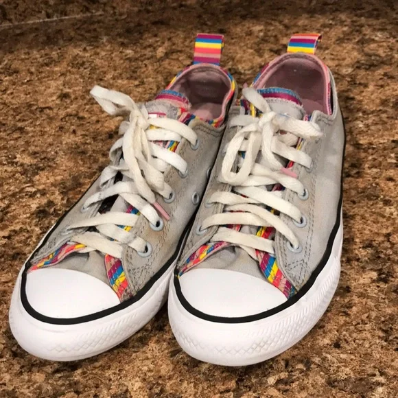 Converse All Star Wolf Doble upper Gray Rainbow Stripe Sneaker Big Girl …