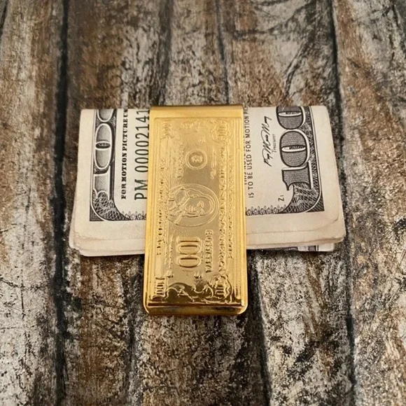 $100 gold plated Moneyclip & cardholder