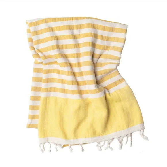 Feelgoodz Artisan Turkish Towel, color is Honey