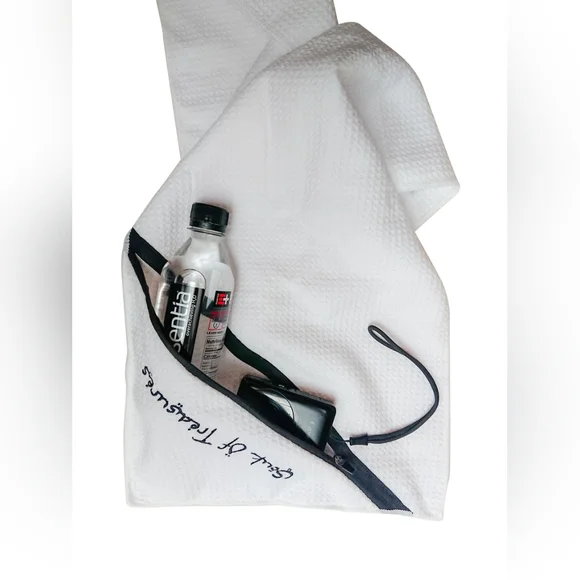 SOUK OF TREASURES Zippered Sport / Golf / Gym Towel w/ loop & zip pocket long