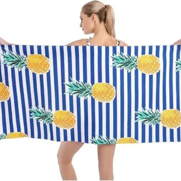 Blue & White Pineapple Pattern Microfiber Beach Towel, Size 30