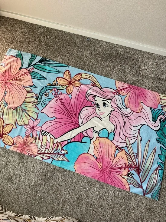 Disney Store Ariel The Little Mermaid Beach Towel