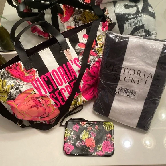 Victoria secret tote and beach towel set