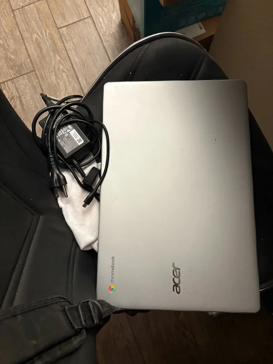 Acer Silver Chromebook Laptop with Charger