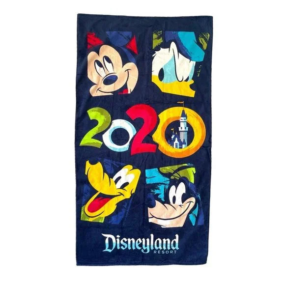 Disneyland Resort 2020 Mickey Mouse Donald Duck Pluto Goofy Beach Towel