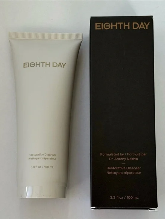 Eighth Day Restorative Cleanser. 3.3 fl oz / 100 mL. Luxury Skincare.