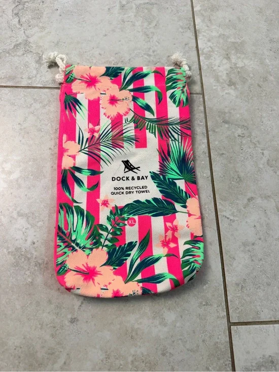 Dock & Bay XL Quick Dry Beach Towel Bag Pink Tropical