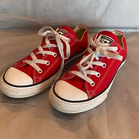 Converse‎ All Star Low Top Sneakers Red Youth Size 3 Canvas Lace Up