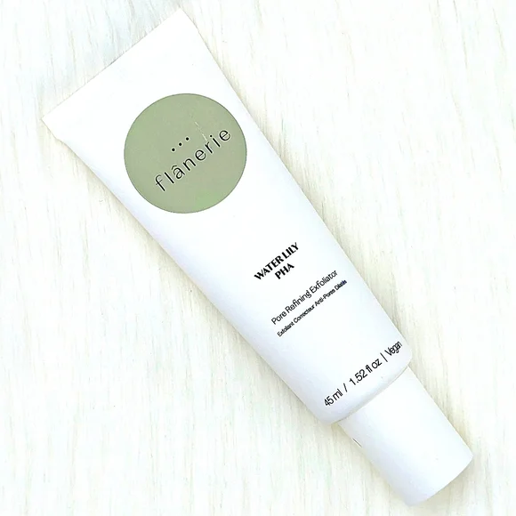 🔴 FLANERIE Water Lily PHA Pore Refining Exfoliator