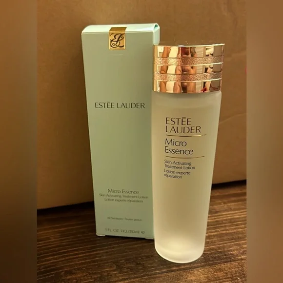 Estée Lauder micro essence