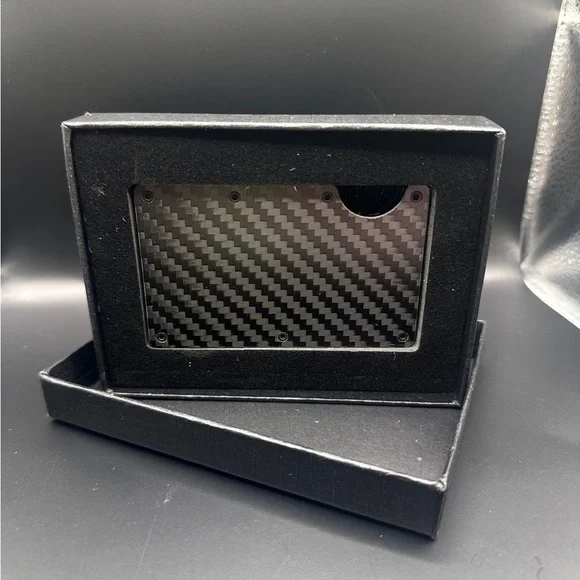 Carbon Fiber Men’s Wallet in Black