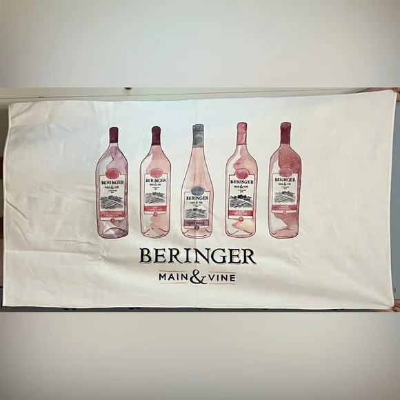 Extra Large NWOT Beringer Main & Vine Wines Beach and Pool Towel 35