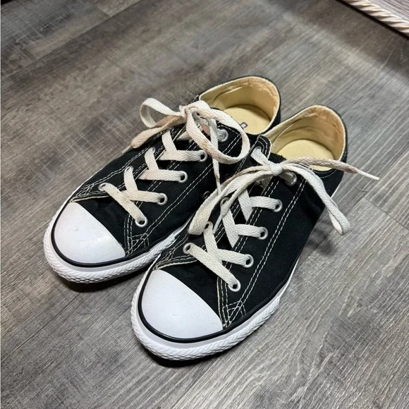Converse Youth size‎ 2