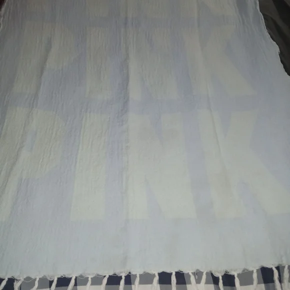 NWOT PINK VS 50x60 Beach Towel Light Blue & Yellow Tassles Festival