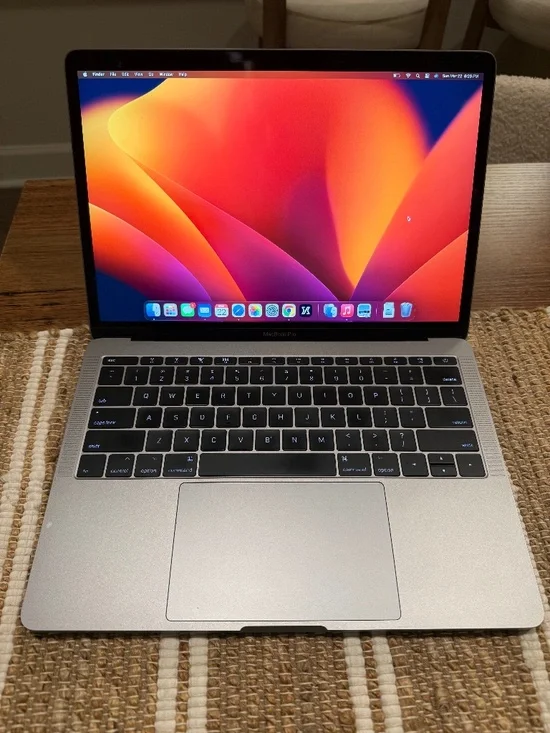 MacBook Pro 13 inch