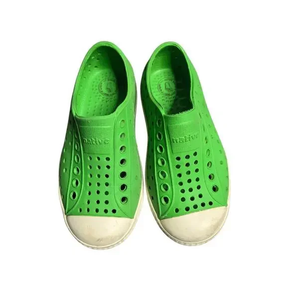 Native Green Jefferson Slip-On Shoes Size: 9