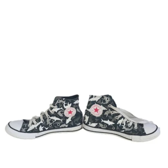 𝅺Converse Unisex Kids Chuck Taylor All-Star HI Black Shark Sneaker Shoe