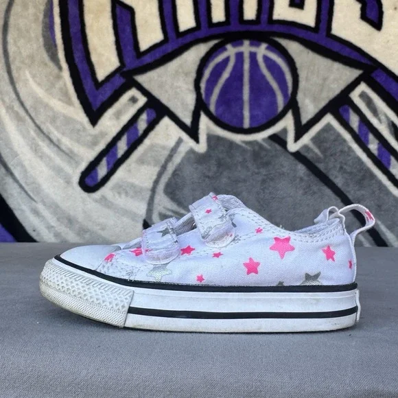 Size 6c - Converse Chuck Taylor All Star 2V sneakers Toddler