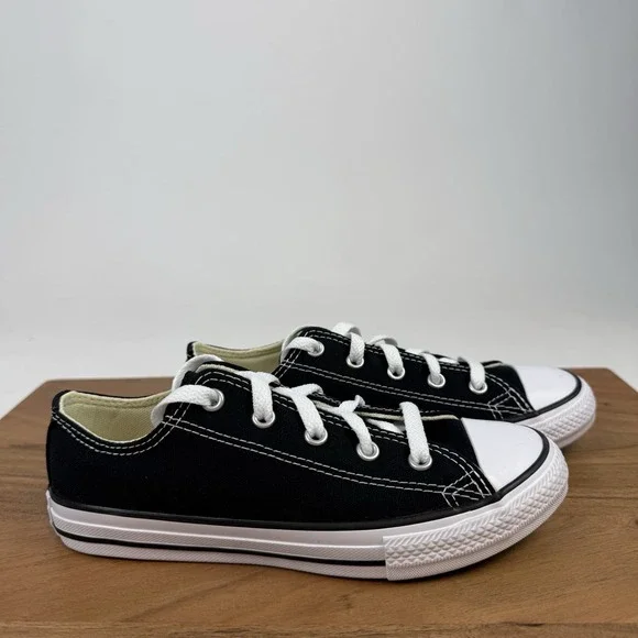 New NIB Big Kids Converse Chuck‎ Taylor All Star OX Black Sneaker 2 Y