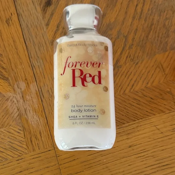 Bath & Body Works Forever Red Lotion - White and Red