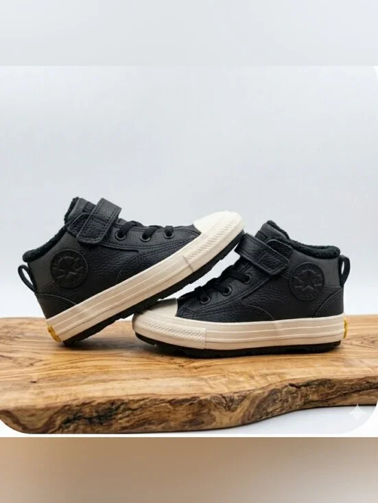 NEW! Converse Kids’ Chuck Taylor All Star Malden Street Boots Toddler Sz 9 NWT
