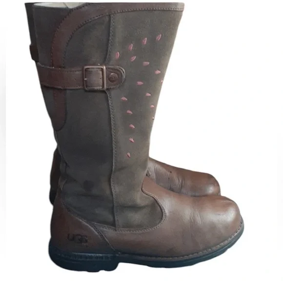 UGG AUSTRALIA BOOTS WOMEN 5 4/5