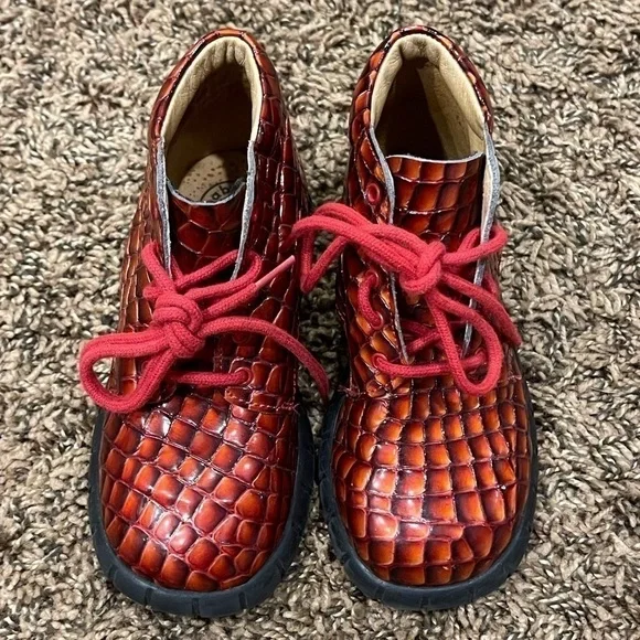 Baby Botte Paten Red Crocodile Leather Lace Up Boot Bootie Sz 26 EU 9.5 US