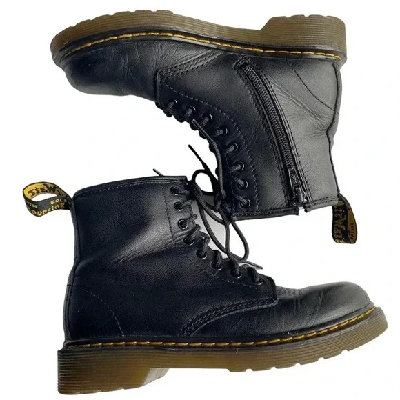 Dr Martens Black leather boots kids size 1