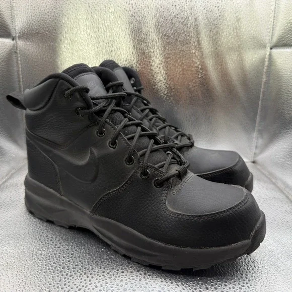 Size 6.5Y Nike Manoa LTR (GS) Mid Black Kids Leather Lace-Up Boots BQ5372-001