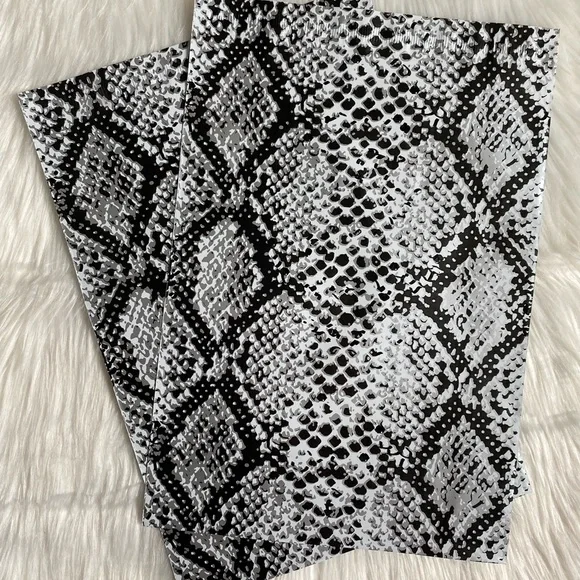 40- 10x13 snake skin print poly mailer bundle