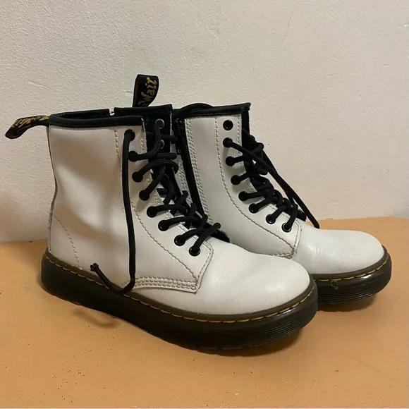 Dr. Martens Kids White Zavala Combat Boots