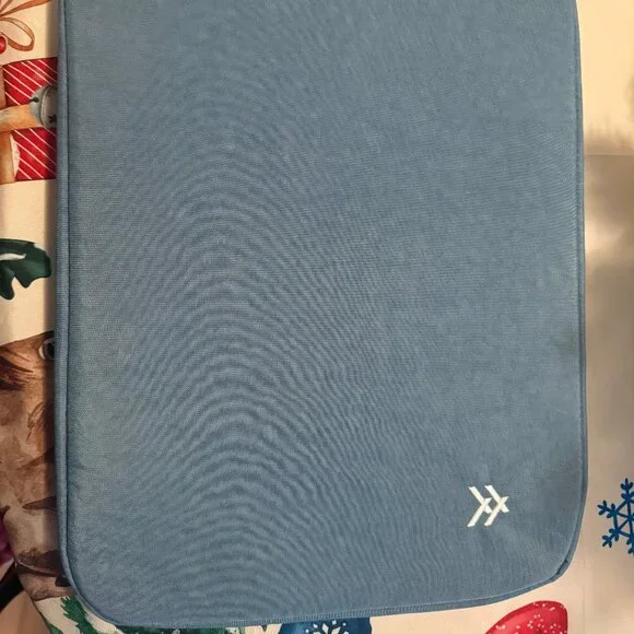 Thread Laptop Sleeve