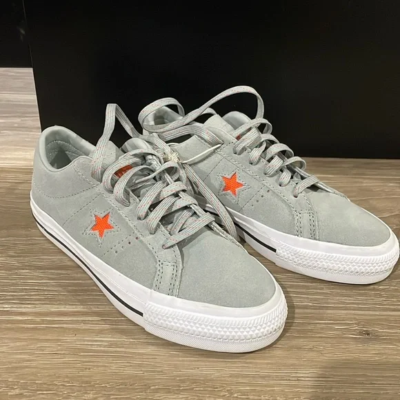 NEW Kids converse