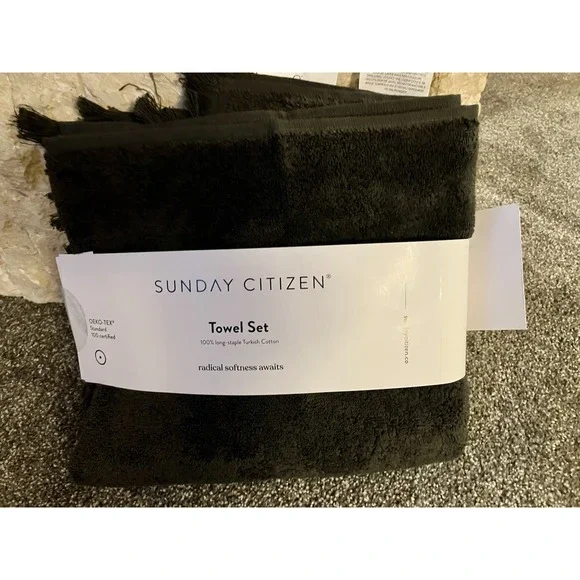 NEW Sunday Citizen Set Of 2 Hand Towels Dark Charcoal Gray Volcano‎ Fringe Hem