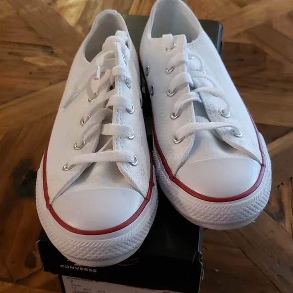 Converse All Stars white Sneakers