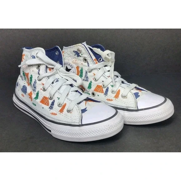 Converse Chuck Taylor All Star Kids Junior Size 2 Woodland Bear Print High Tops