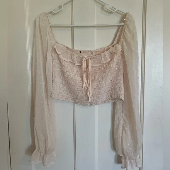 Privy Beige Crop Top