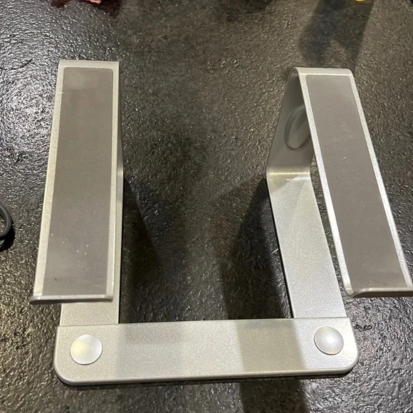 laptop stand