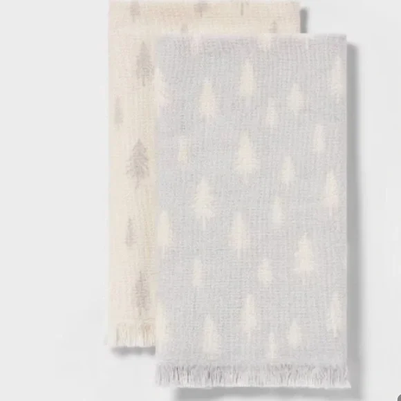 Wondershop 2 Pack Pine Trees All Over Pattern Hand Towels Holiday Christmas