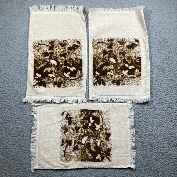 Vintage Cannon Bath Hand Towels Lot Of 3 Beige Brown 17x11 inches Made in USA‎